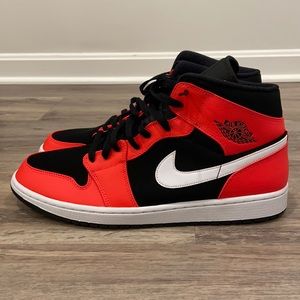 Nike Air Jordan 1 Mid Infrared